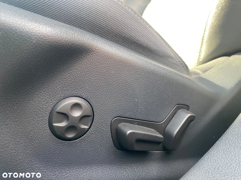 Peugeot 508 BlueHDi 180 EAT6 Stop&Start Allure - 21