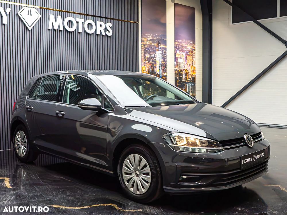 Volkswagen Golf 1.6 TDI Comfortline - 4