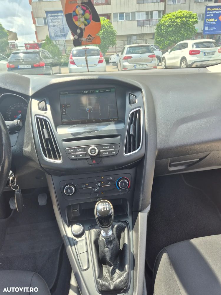 Ford Focus 1.5 TDCi DPF Start-Stopp-System Business - 17