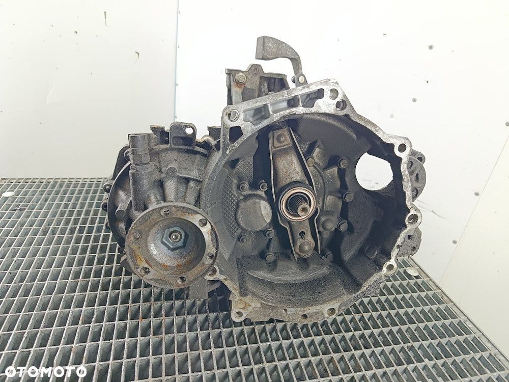 SKRZYNIA BIEGÓW MANUALNA 5 AUDI TT 8N DZF 1.8 20V - 1