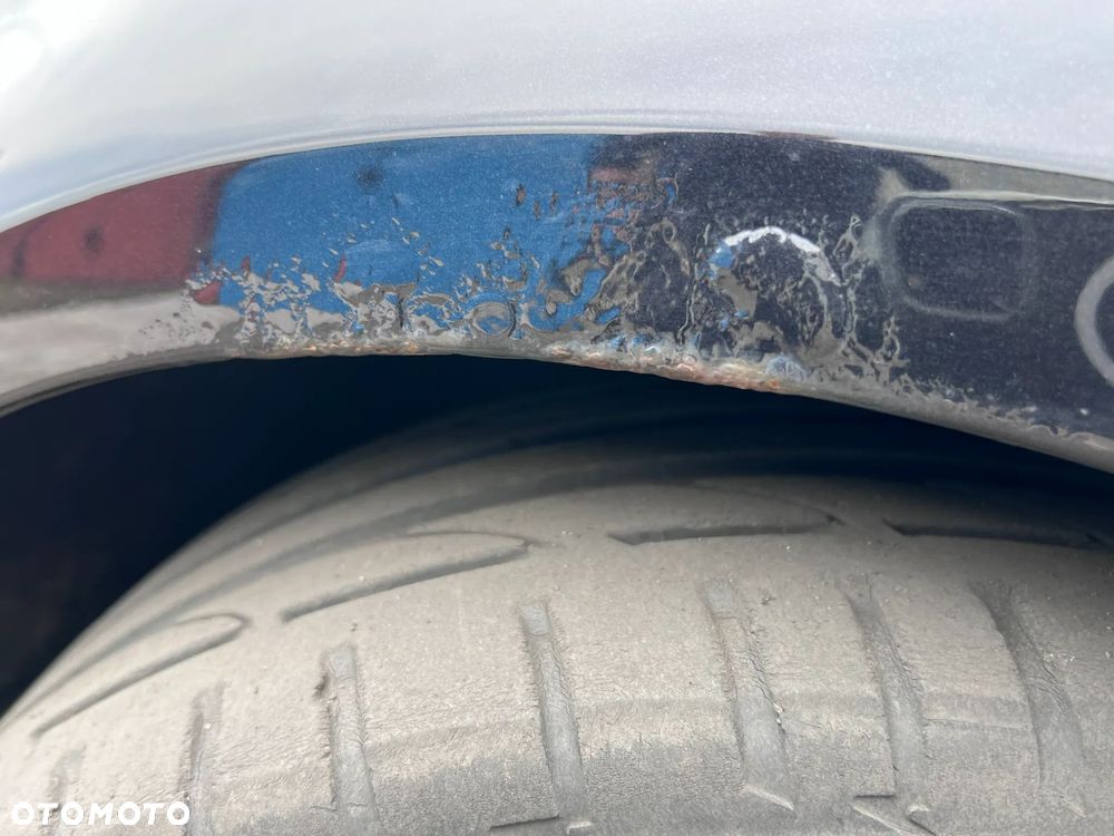 Volkswagen Golf 2.0 TDI Sportline - 12