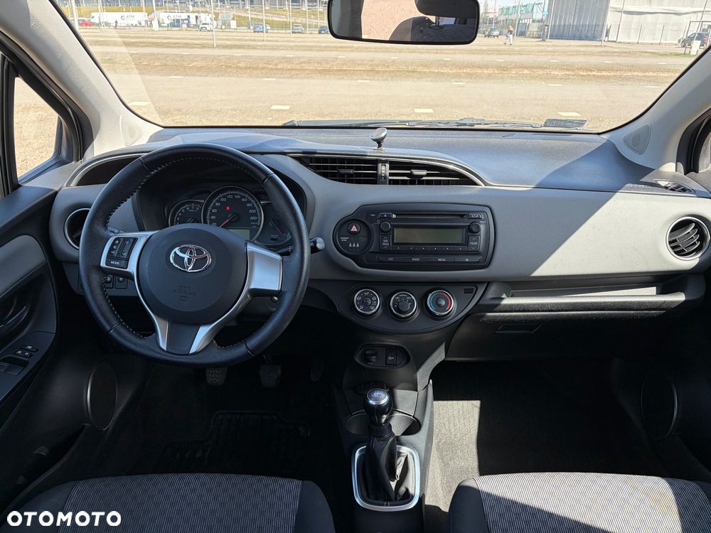 Toyota Yaris 1.0 Life - 10
