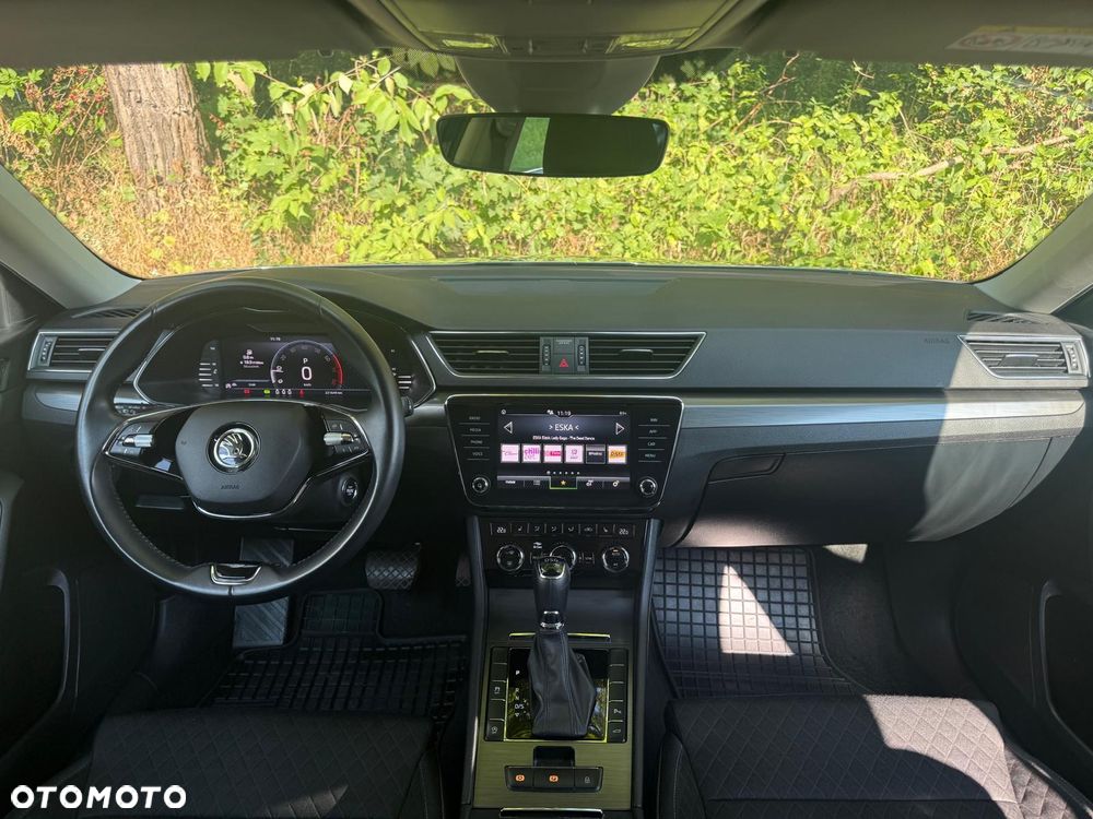 Skoda Superb 2.0 TSI Ambition DSG - 13