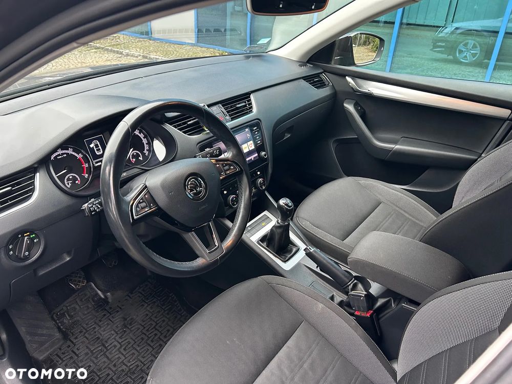 Skoda Octavia 1.5 TSI ACT Style - 11