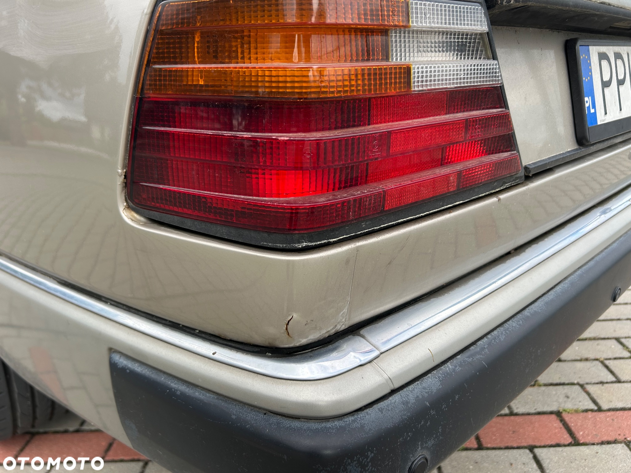 Mercedes-Benz W124 (1984-1993) - 21