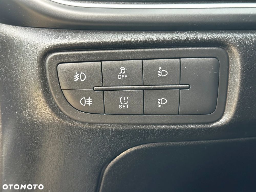 Fiat Tipo 1.6 MultiJet DCT Lounge - 24
