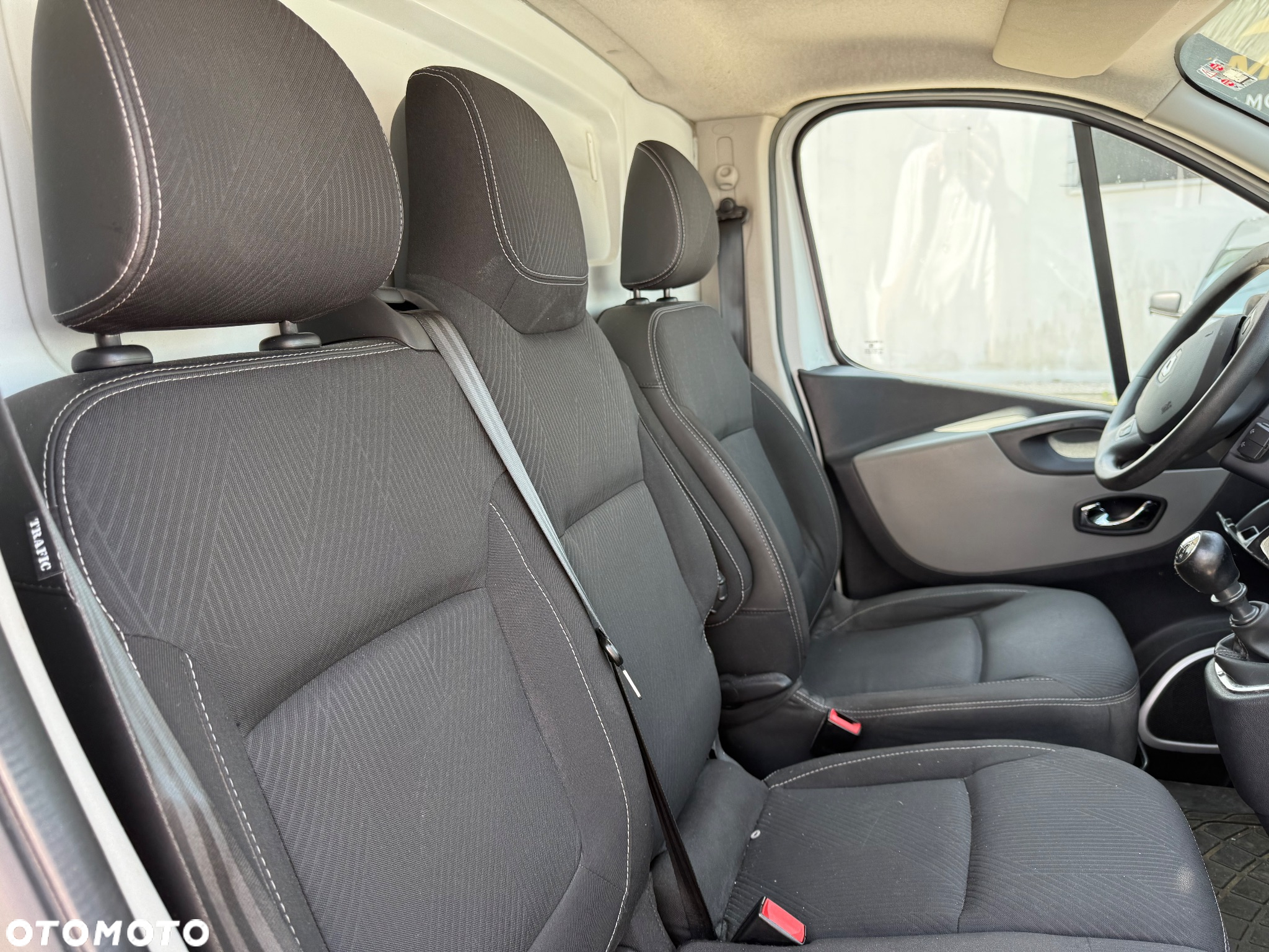Renault Trafic - 10