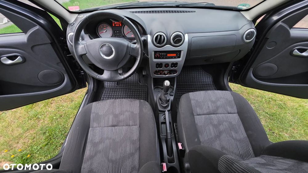 Dacia Sandero 1.6 Laureate - 25