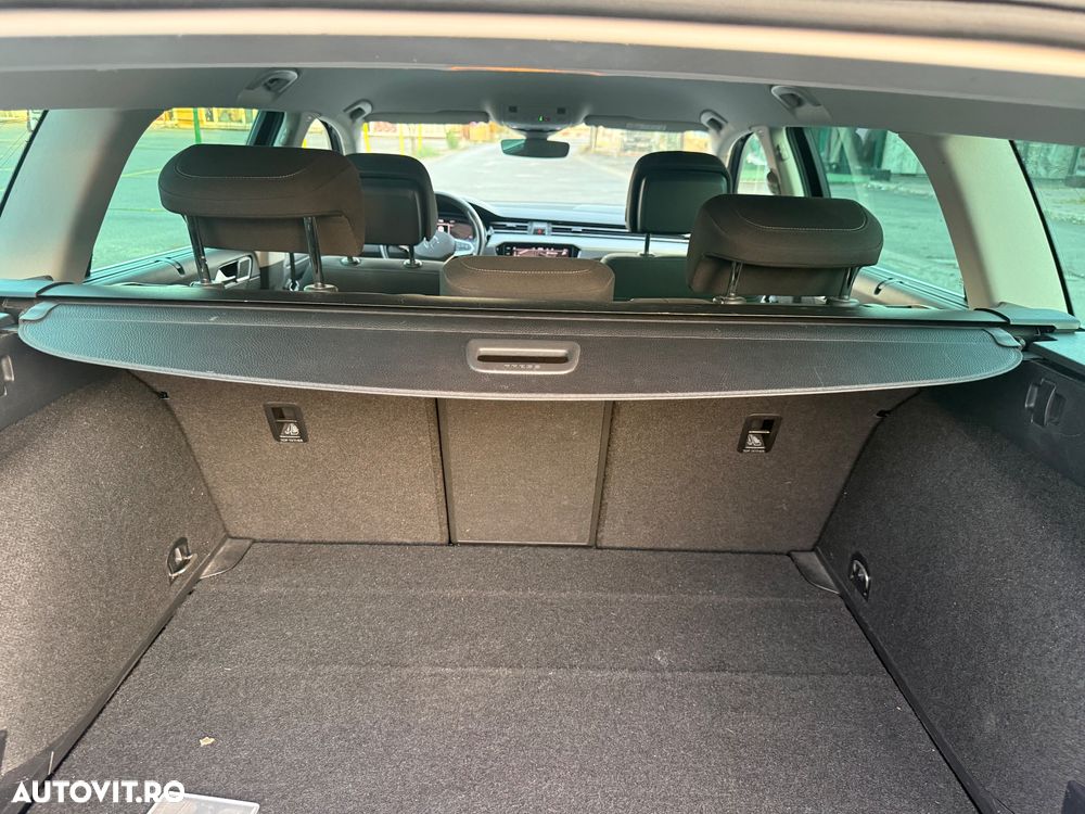 Volkswagen Passat 2.0 TDI DSG (BlueMotion Technology) Comfortline - 40