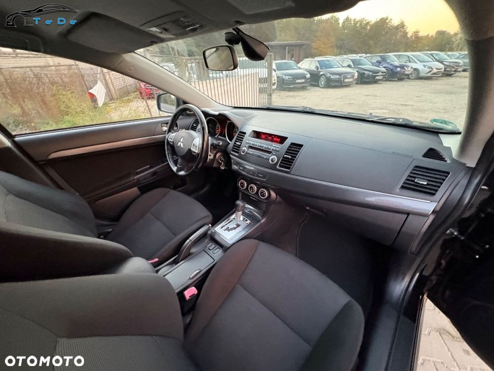 Mitsubishi Lancer 1.8 Clear Tec CVT Plus - 23