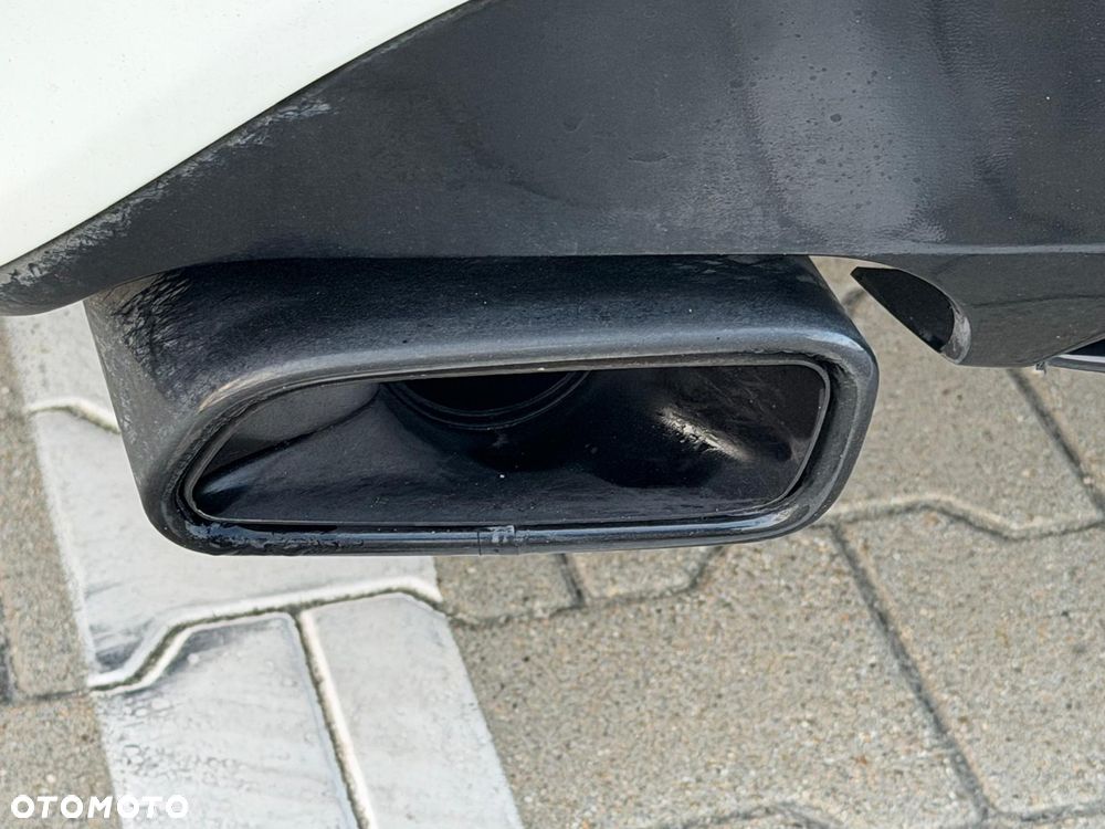 Mercedes-Benz CLA 250 7G-DCT StreetStyle - 27
