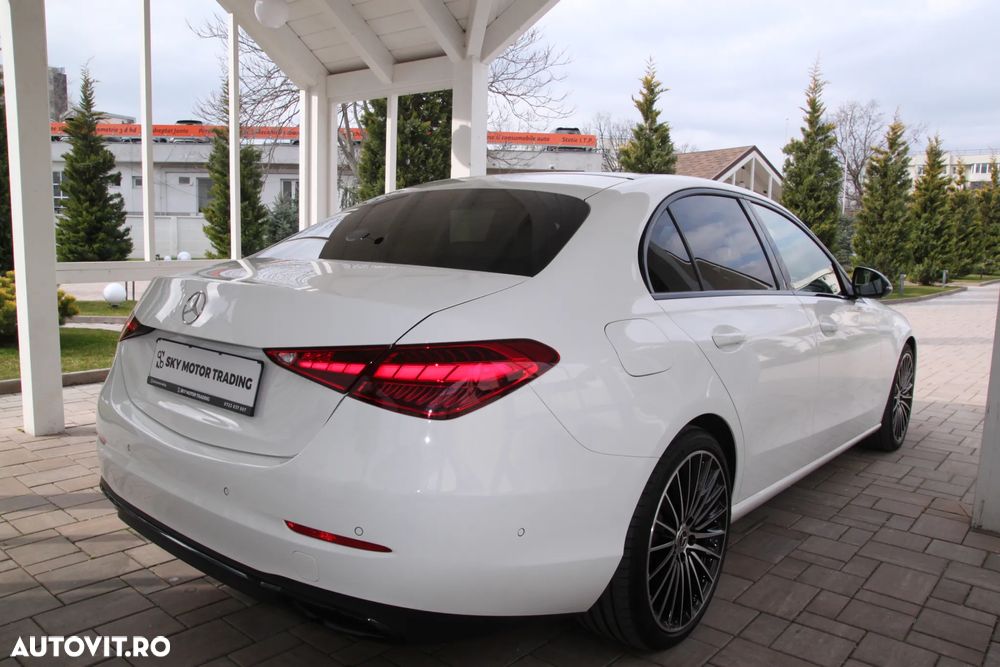 Mercedes-Benz C 300 d MHEV 4MATIC - 22