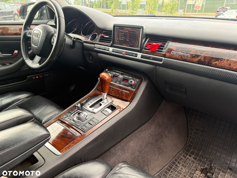 Audi A8 - 14