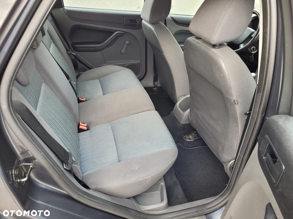 Ford Focus - 7