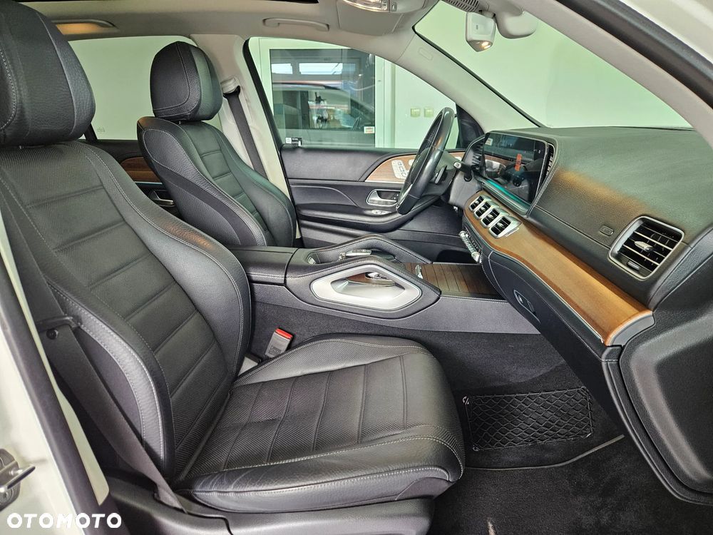 Mercedes-Benz GLE 300 d 4-Matic - 31