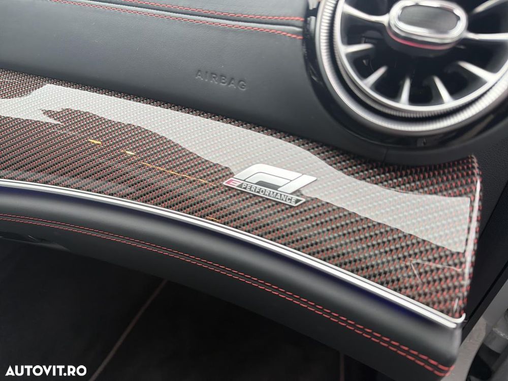 Mercedes-Benz AMG GT - 18