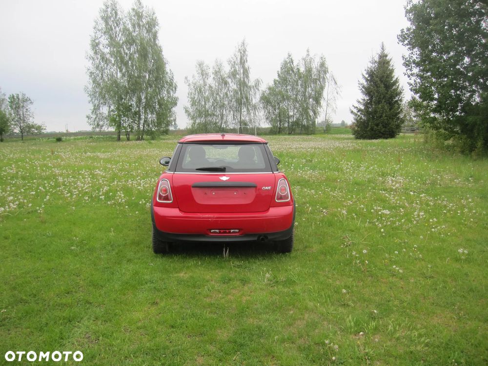 MINI Cooper 50 Mayfair - 14
