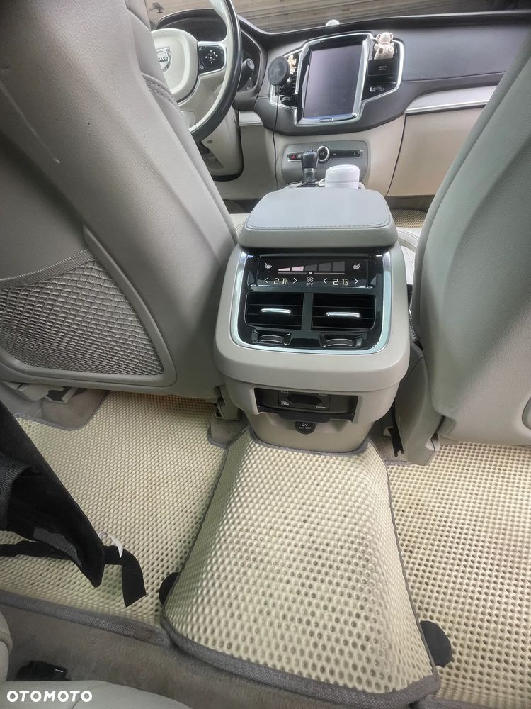 Volvo XC 90 D5 AWD Inscription 7os - 23