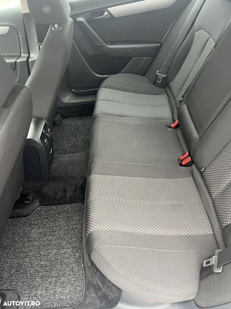 Volkswagen Passat Variant 1.6 TDI BlueMotion - 7