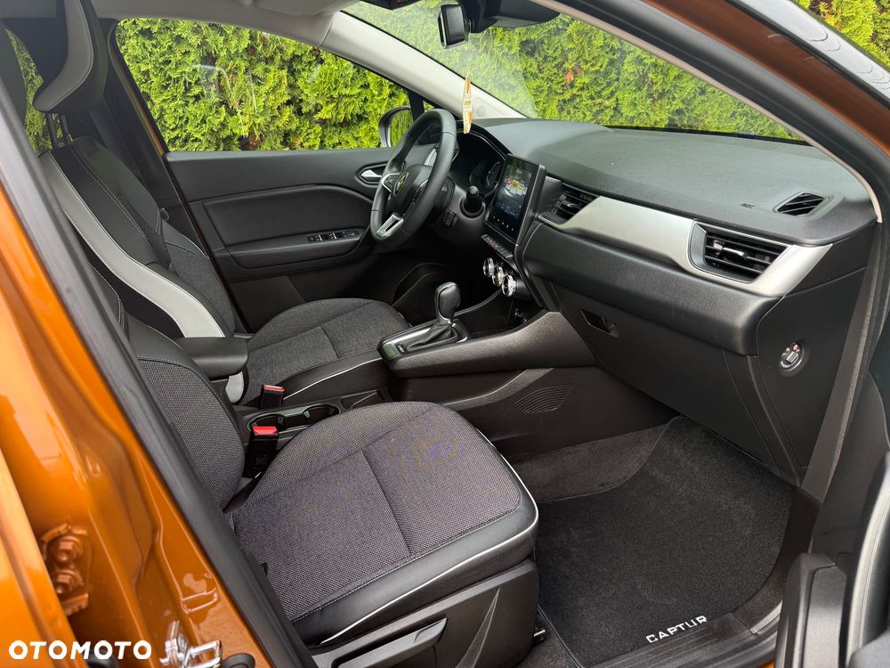 Renault Captur - 10