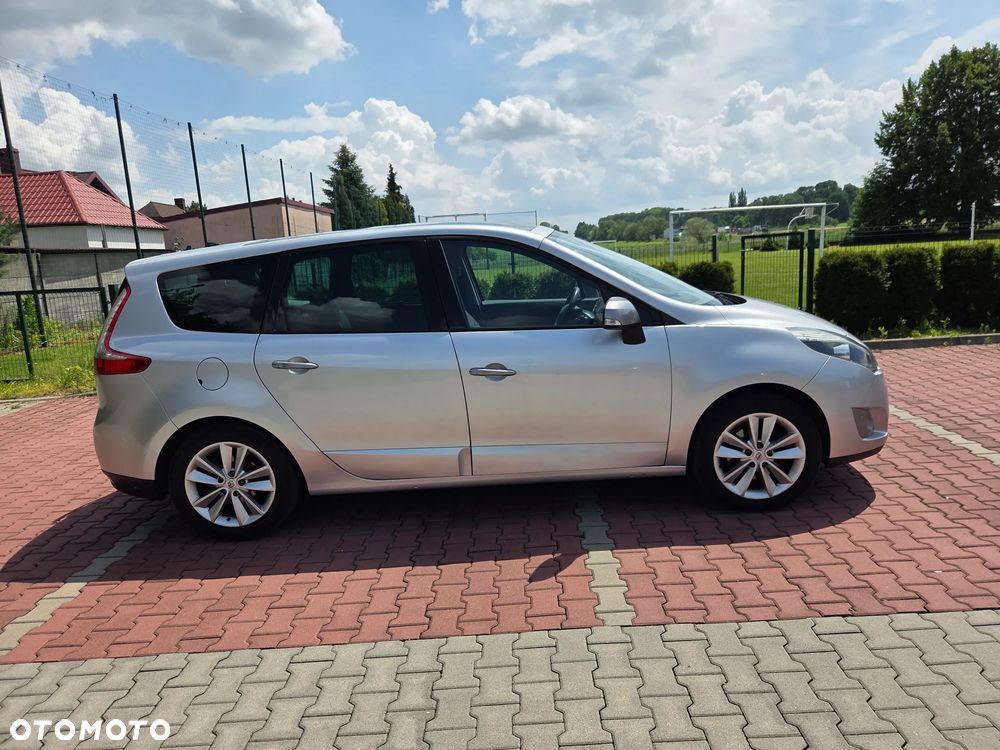 Renault Scenic 1.6 16V 110 LIMITED - 10