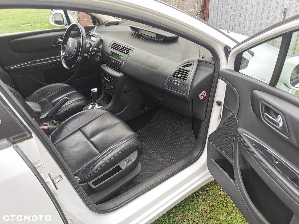 Citroën C4 - 11