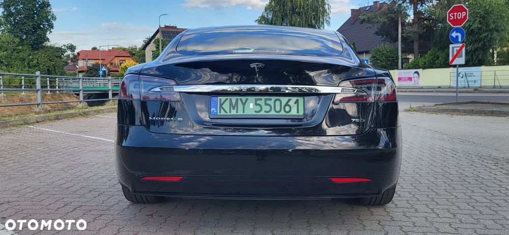 Tesla Model S Long Range Plus - 11