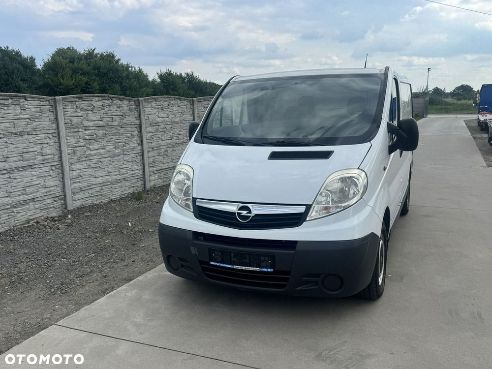 Opel Vivaro - 17
