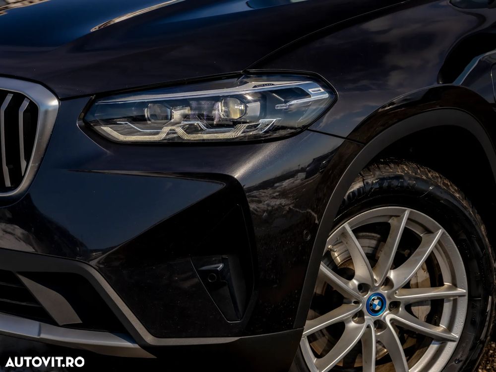 BMW X3 xDrive30e AT PHEV - 11