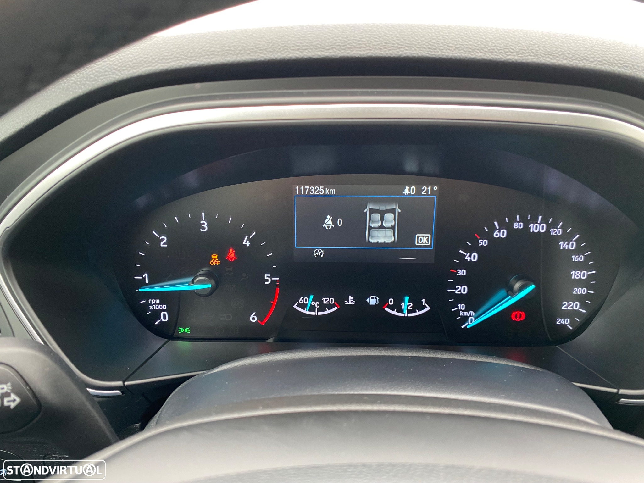 Ford Focus SW 1.5 EcoBlue S&S TITANIUM DESIGN - 38