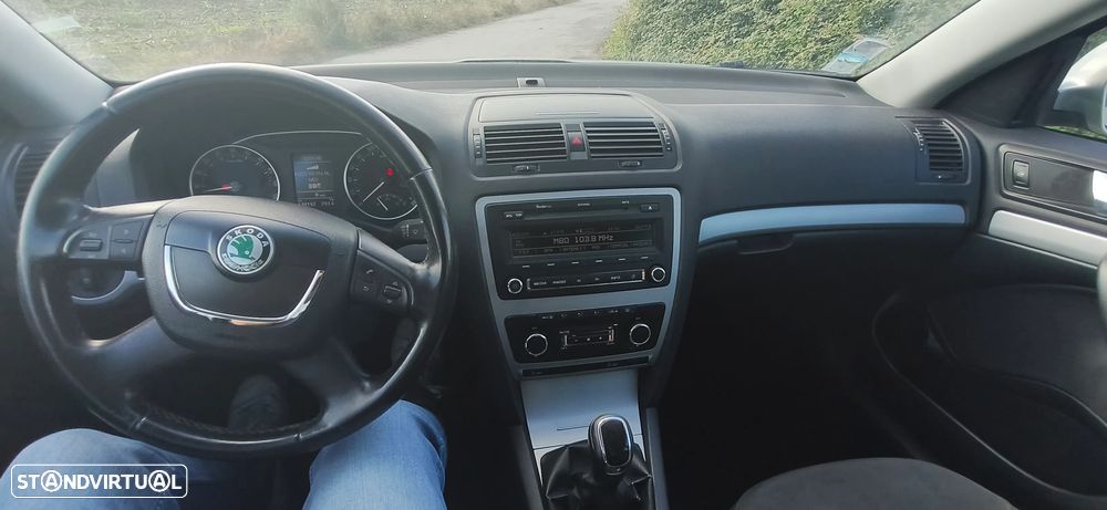 Skoda Octavia Break - 12