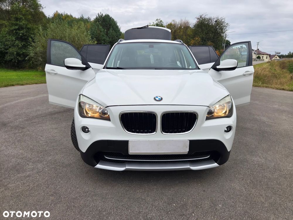 BMW X1 xDrive18d - 23