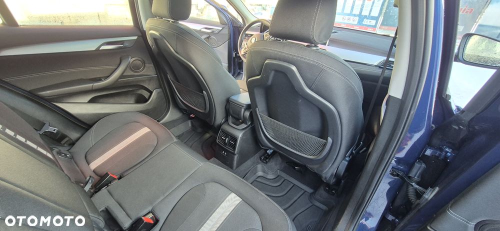 BMW X2 sDrive16d - 26