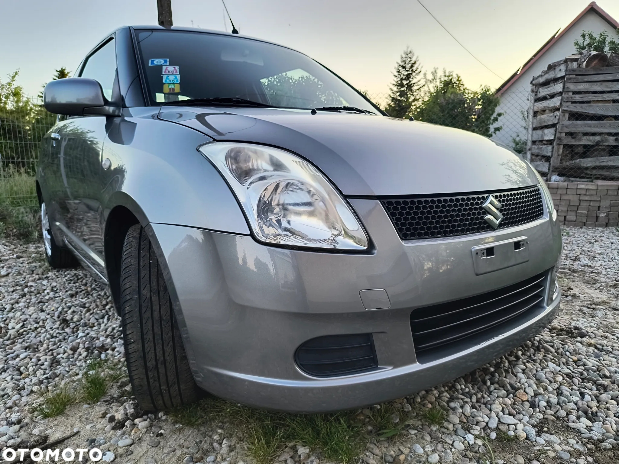 Suzuki Swift - 4
