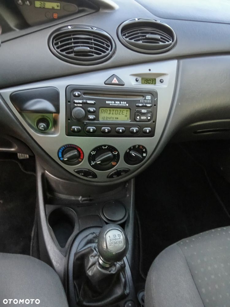 Ford Focus 1.8 TDCi Titanium - 29