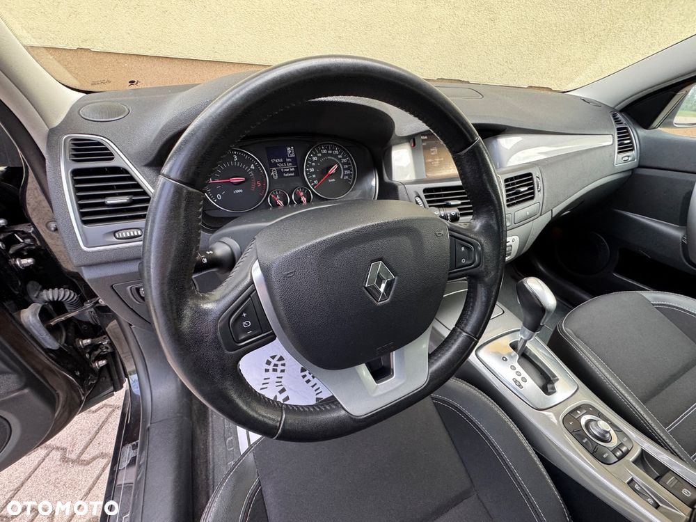 Renault Laguna dCi 110 FAP EDC Bose Edition - 21