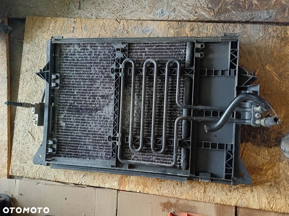 CHŁODNICZKA OLEJU OBUDOWA CHŁODNICY RAMKA BMW E39 2,0B 17407970 - 1