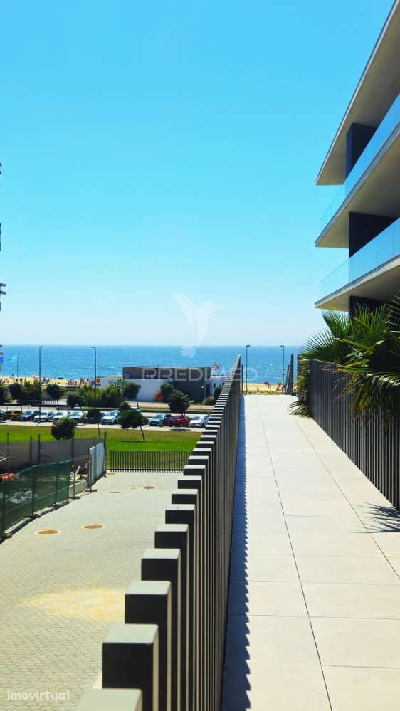 Apartamento T3 Duplex na primeira linha de mar - Grande imagem: 2/22