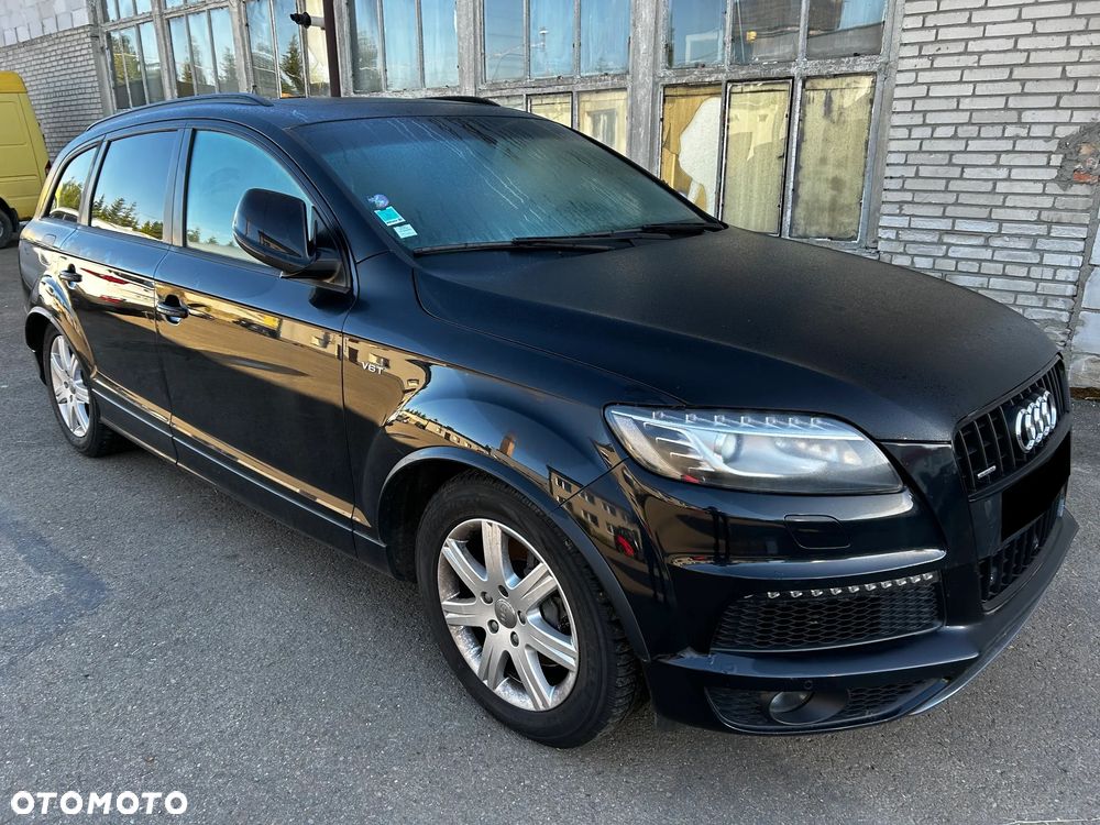Audi Q7 - 1