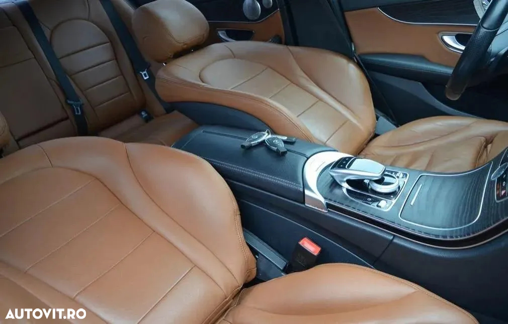 Mercedes-Benz C - 6