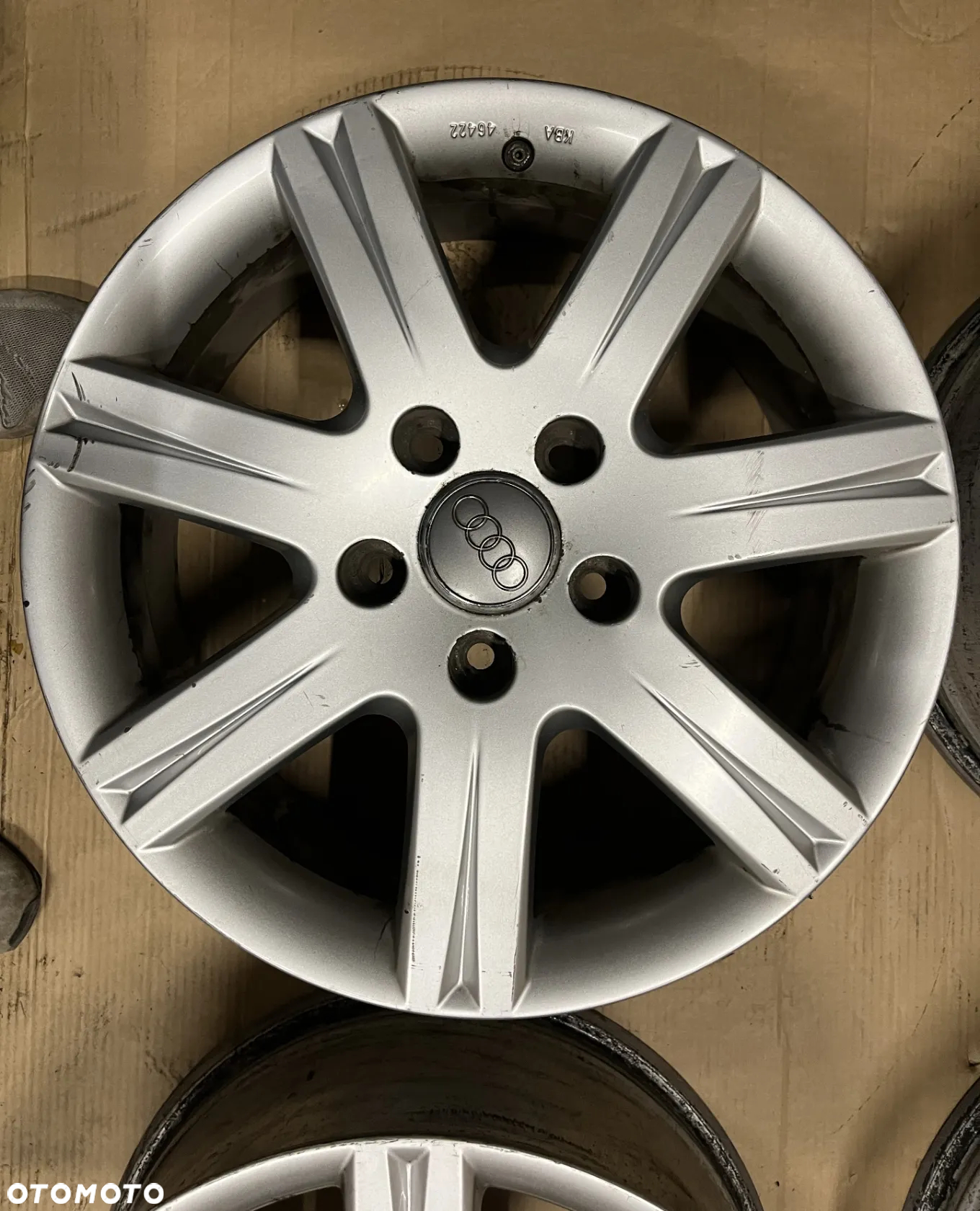Felgi aluminiowe 7,5J x 18H2 ET53 Audi komplet - 4