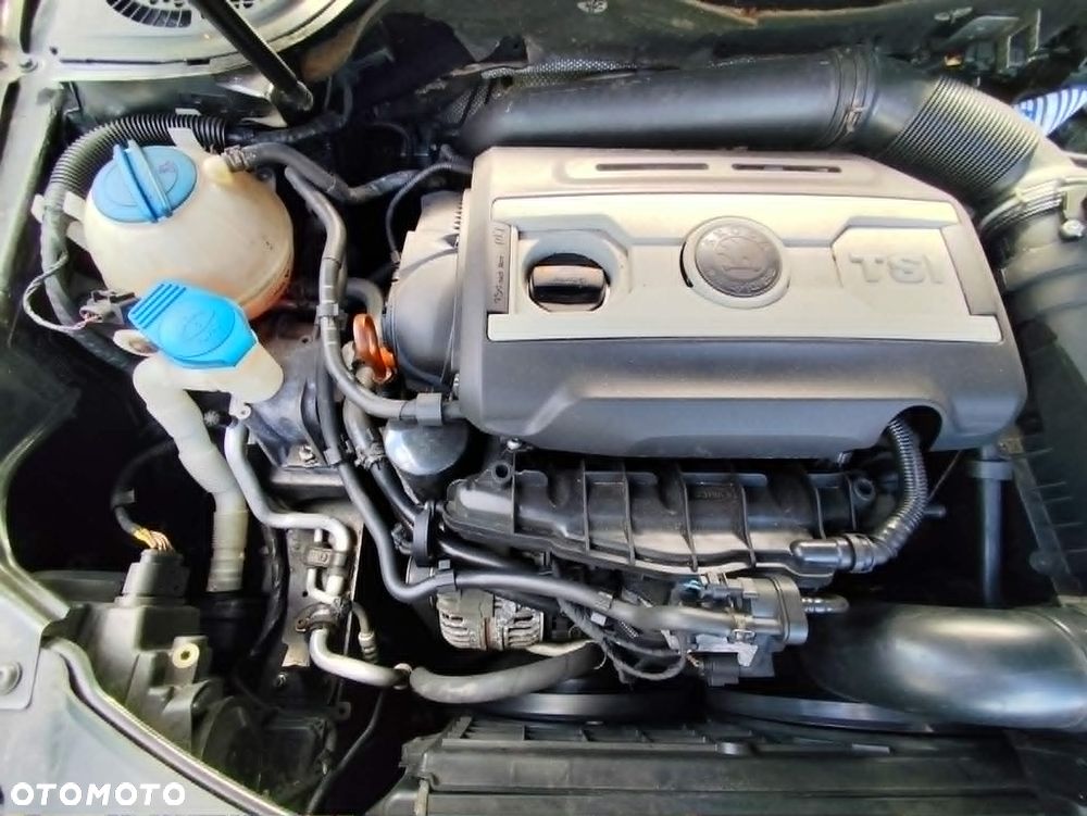 Skoda Superb 1.8 TSI Comfort DSG - 9