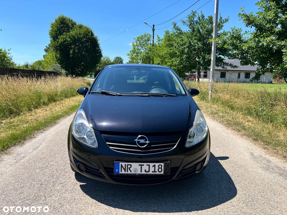 Opel Corsa 1.4 16V Cosmo - 8