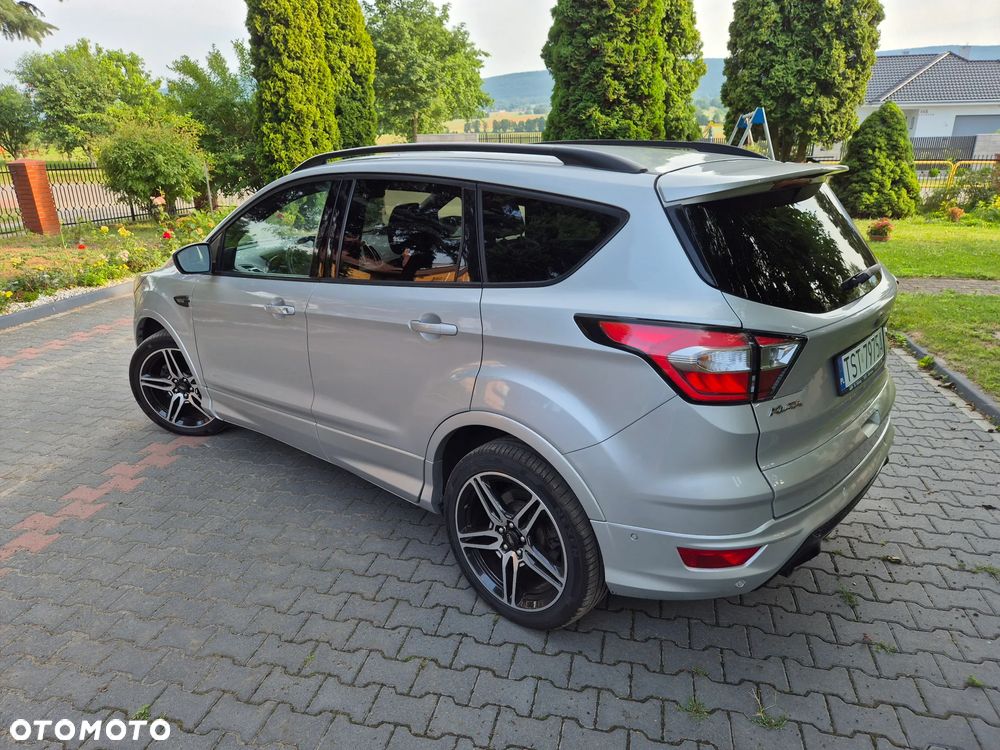 Ford Kuga 2.0 TDCi 4x4 ST-Line - 3