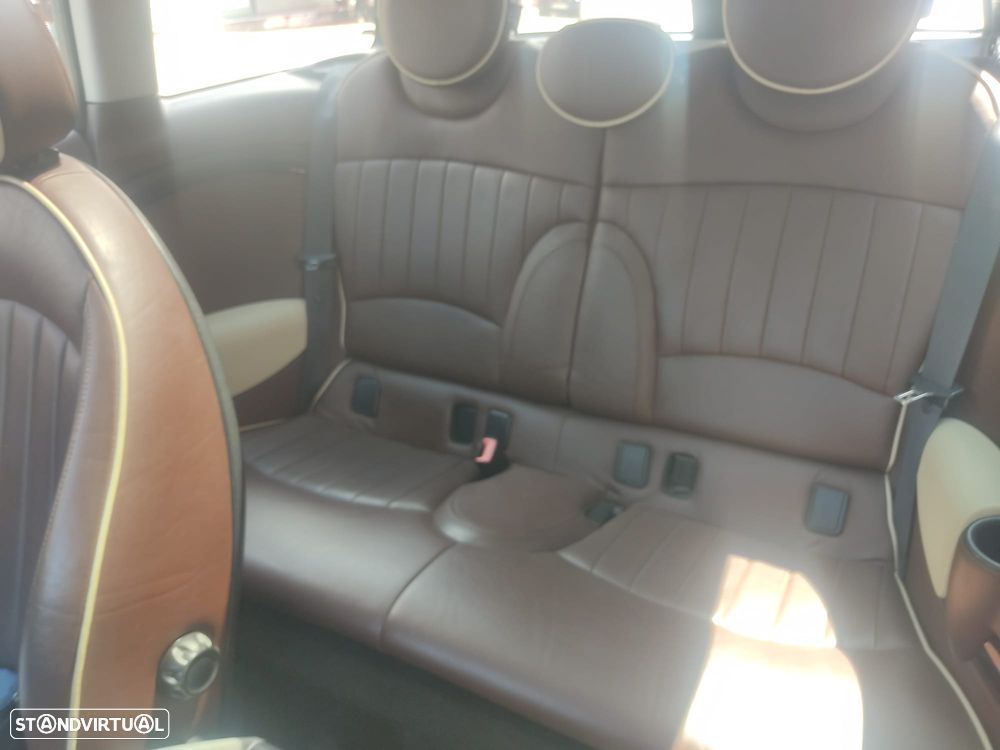 MINI Clubman Cooper D - 16