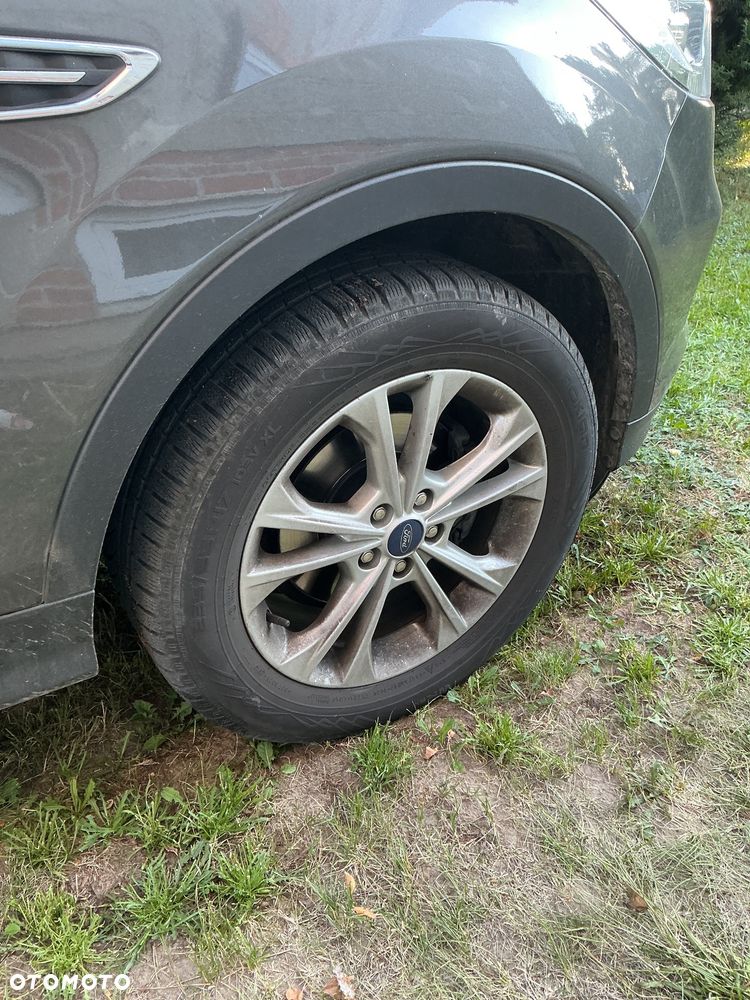 Ford Kuga 1.5 EcoBoost FWD Titanium ASS GPF - 9
