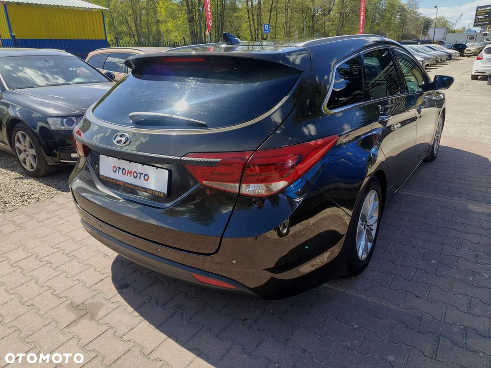 Hyundai i40 Kombi blue 1.7 CRDi Premium - 3