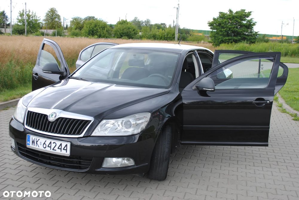 Skoda Octavia 1.6 Elegance - 24