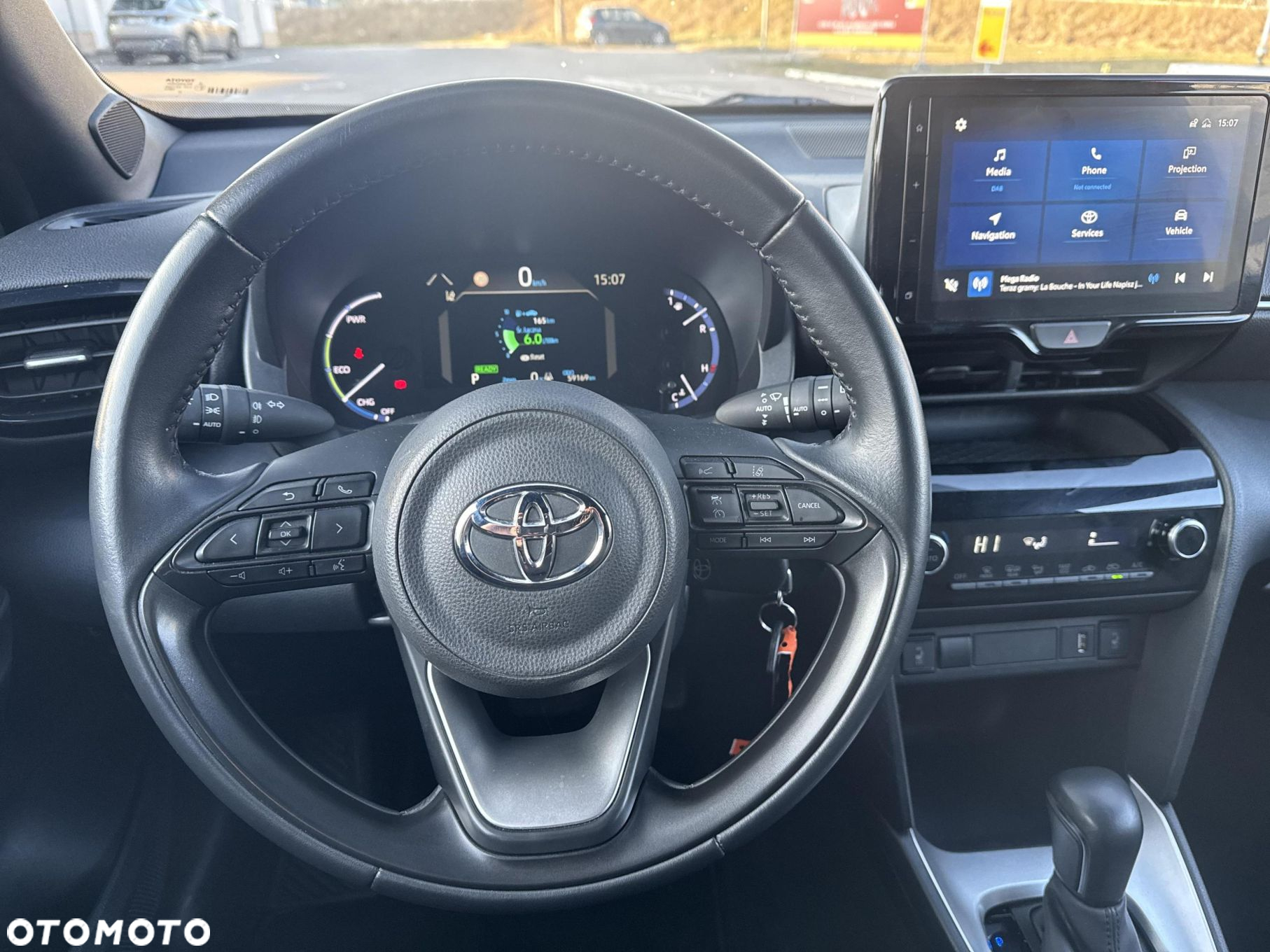 Toyota Yaris Cross - 16
