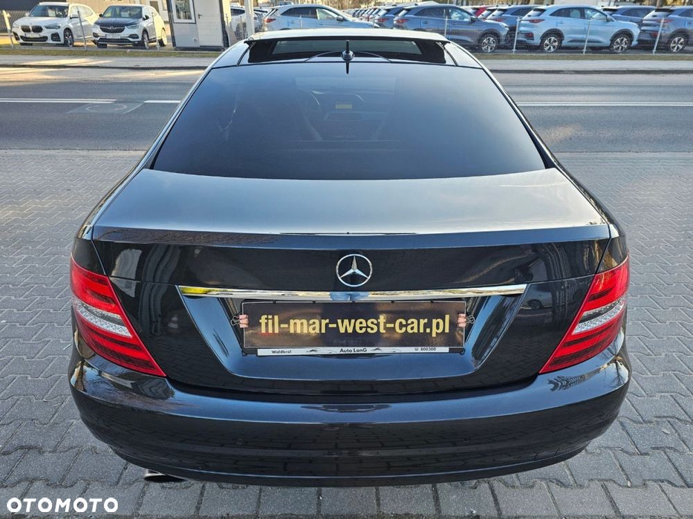 Mercedes-Benz Klasa C - 12